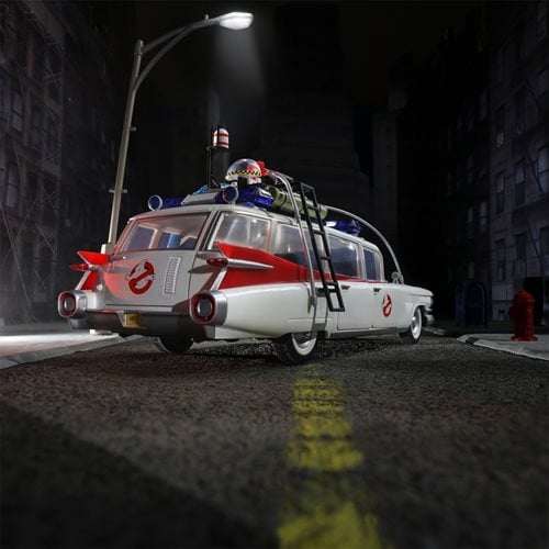 Factory Ghostbusters Plasma Series Ecto-1