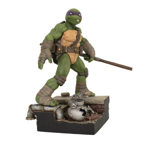 Teenage Mutant Ninja Turtles Deluxe Gallery PVC 9-Inch Statue - Select Figure(s)