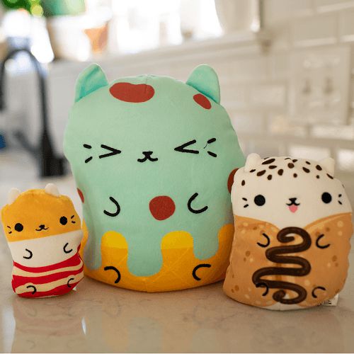 Cats vs Pickles Chonks 6 Inch Plush Mystery Bag - by CEPIA