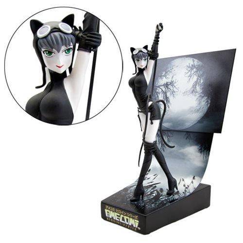 Catwoman Ame Comi Manga Variant Premium Motion Statue - by Factory Entertainment