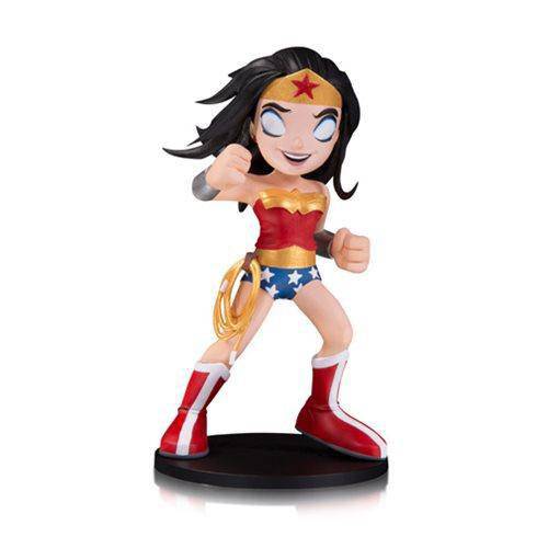 DC Artists' Alley Wonder Woman by Chris Uminga Statue - by DC Direct