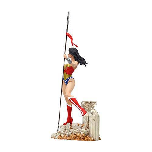 Enesco Grand Jester Studios Wonder Woman 1/6 Scale Limited Edition Statue - by Enesco