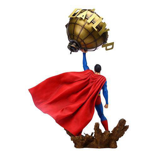 Grand Jester Studios Superman 1/6 Scale Limited Edition Statue by Enesco 