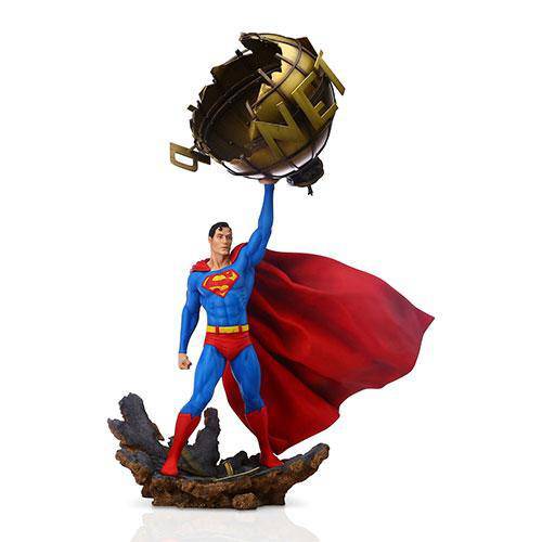 Grand Jester Studios Superman 1/6 Scale Limited Edition Statue by Enesco 