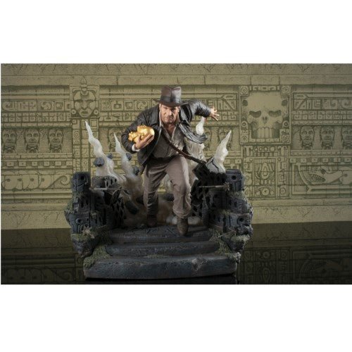 Indiana Jones Raiders Of The Lost Ark Deluxe Gallery Temple Escape W/Idol PVC Statue - by Diamond Select