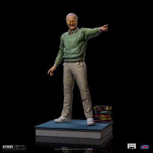 Iron Studios Pow Stan Lee Legendary Years Art Scale 1/10 Statue - by Iron Studios