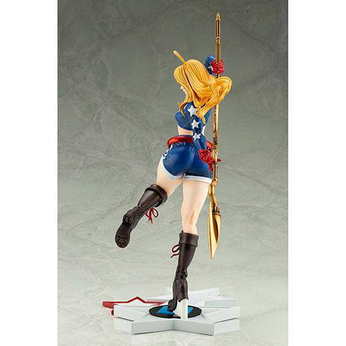 Kotobukiya DC Comics Stargirl Bishoujo Statue - by Kotobukiya