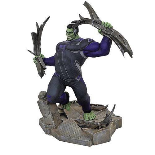 Marvel Gallery Avengers: Endgame Tracksuit Hulk PVC Figure - by Diamond Select