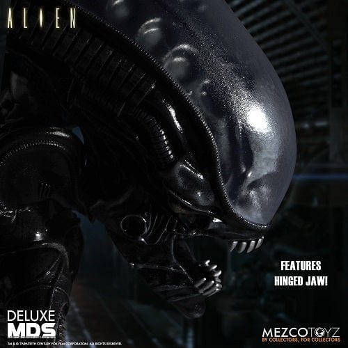 Mezco Toyz MDS Alien 6-Inch Deluxe Stylized Roto Figure - by Mezco Toyz