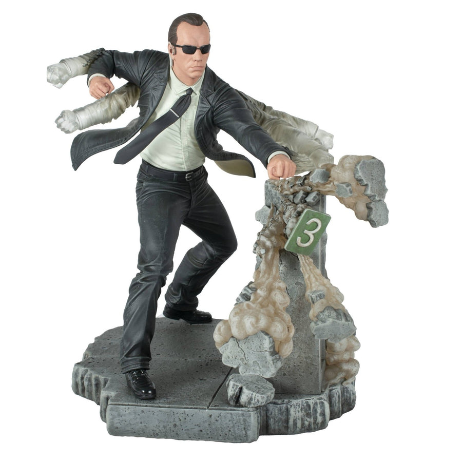The Matrix Gallery Agent Smith PVC 10-Inch Diorama - by Diamond Select